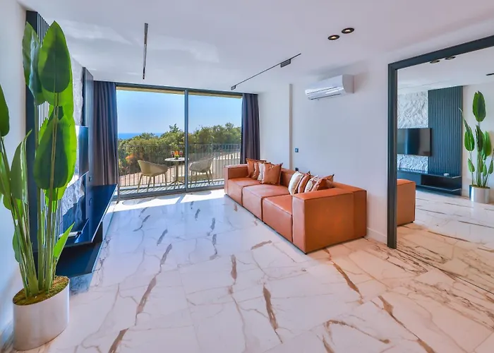 Serenity Pearl Hotel *