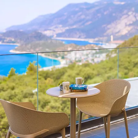 Serenity Pearl Hotel *