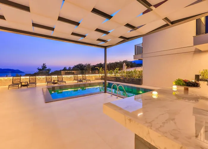 Serenity Pearl Hotel *